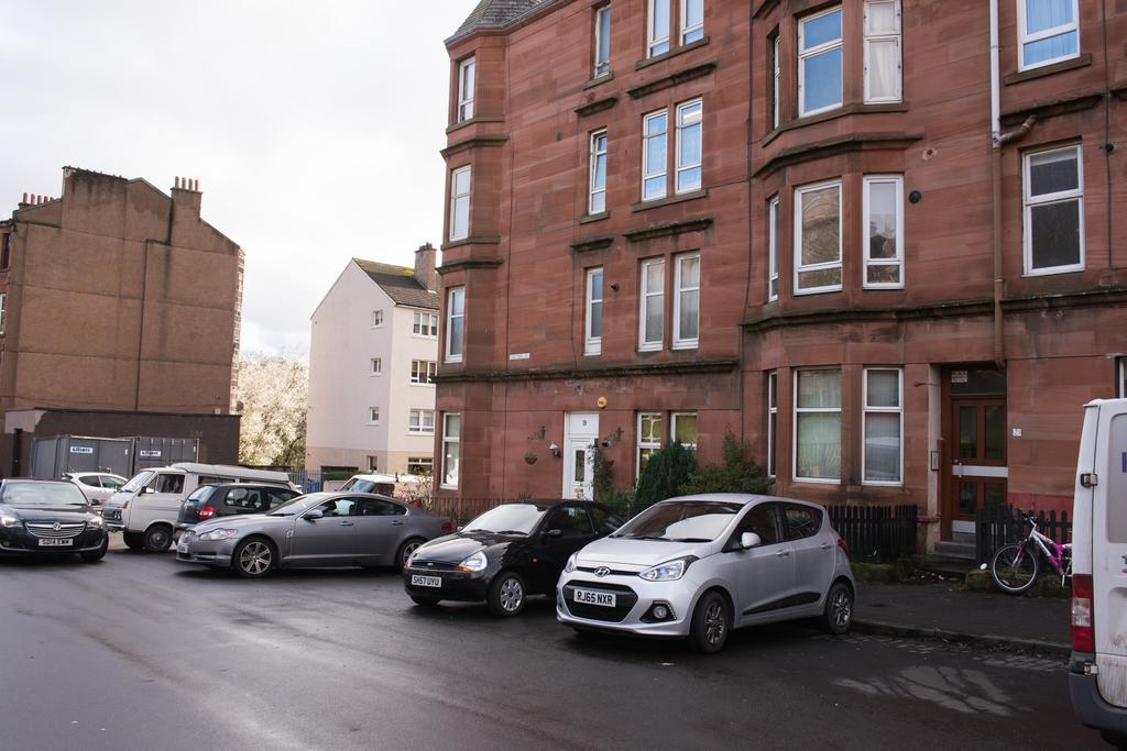 Premier - Crathie View Apartment Glasgow Exterior foto